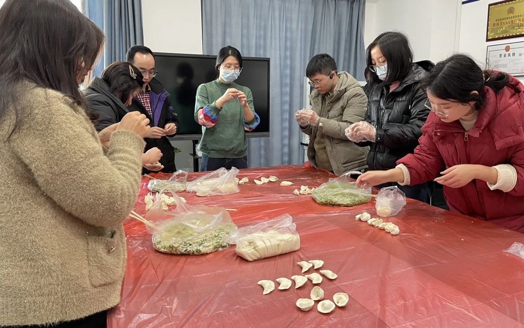 贏潤氣體檢測儀公司團(tuán)建