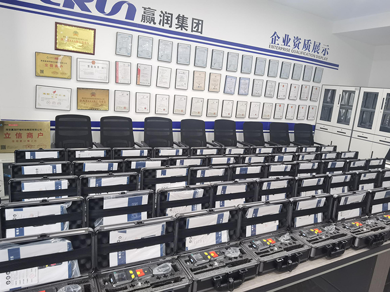 品質(zhì)保證、實(shí)力認(rèn)可！贏潤集團(tuán)四合一氣體檢測儀用于石油化工企業(yè)！